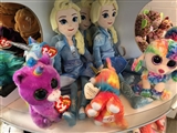 2-19-2020: So many Elsa dolls